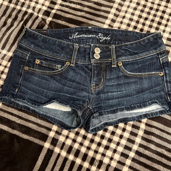 American Eagle low rise shorts size 0 - Picture 1 of 4